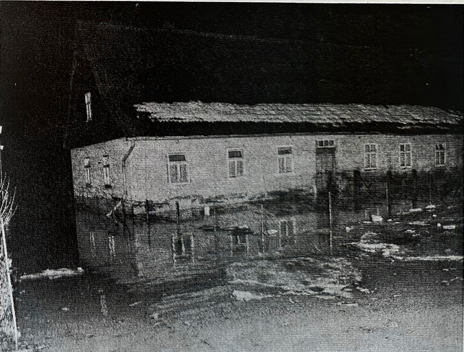 Anwesen Koch beim Hochwasser 1982